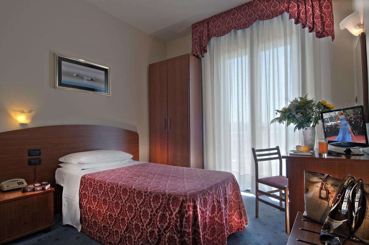 Hotel Terme Belsoggiorno Abano Terme Luaran gambar