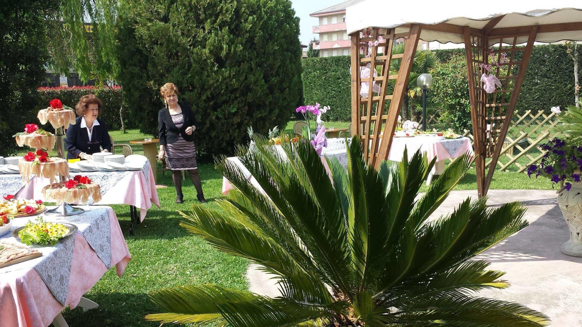 Hotel Terme Belsoggiorno Abano Terme Luaran gambar